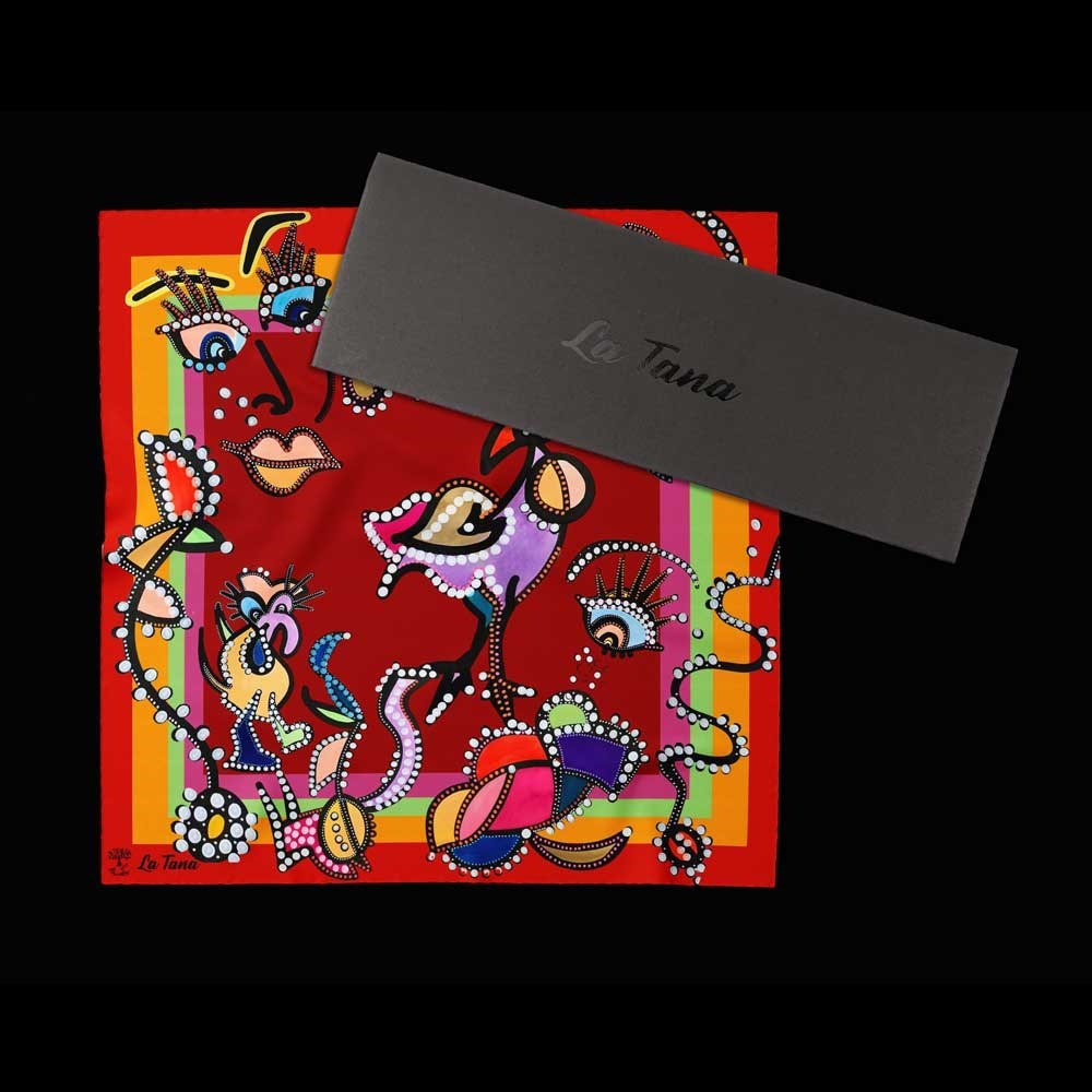 Personalisierte , Maßangefertigte Halstücher, Bandanas aus reiner Seide.