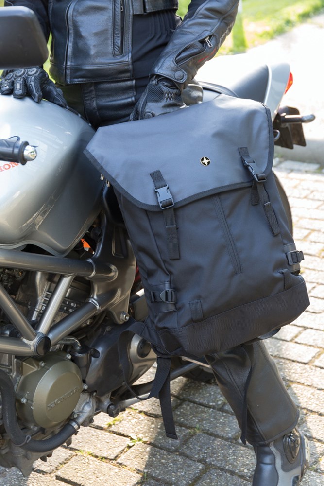 17” Outdoor Laptop Rucksack 17” Outdoor Laptop Rucksack